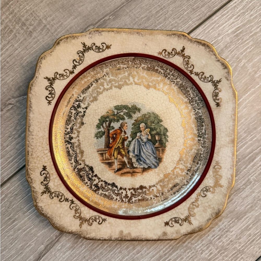 Vintage Sabin Crest O Gold Decorative Plate in 22k Gold